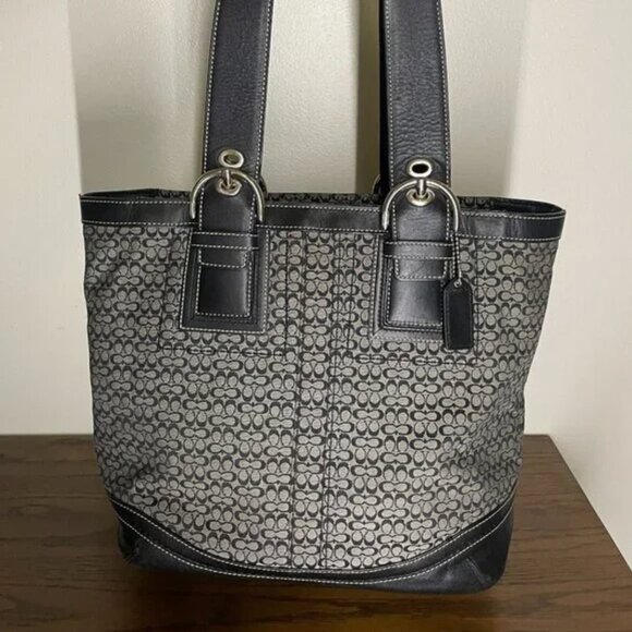 Coach Signature Black Bucket Bag Tote Shoulder Bag 11404 - Picture 1 of 7